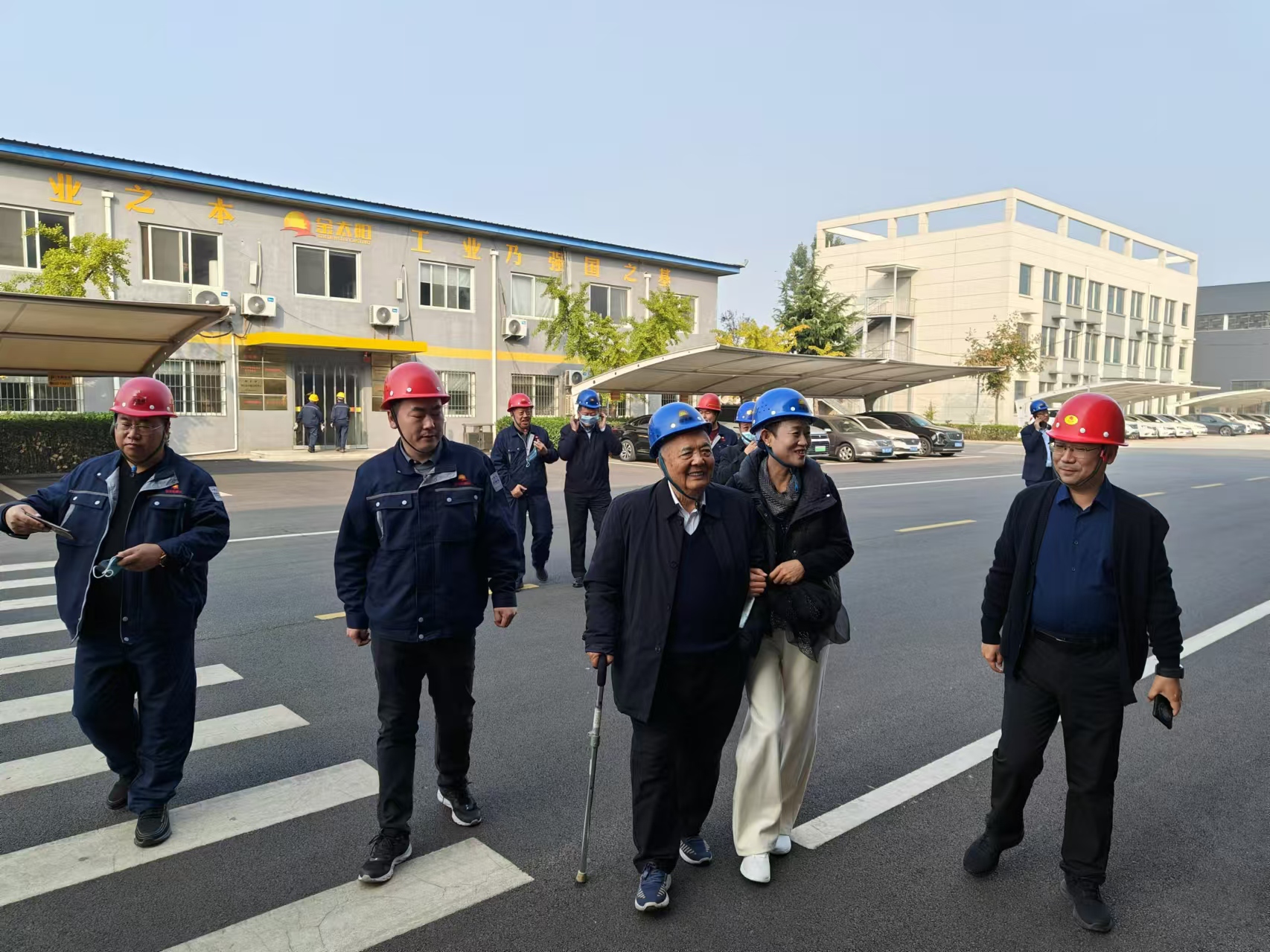 知名鑄造專家馬敬仲老先生蒞臨金太陽鑄業(yè)調研指導